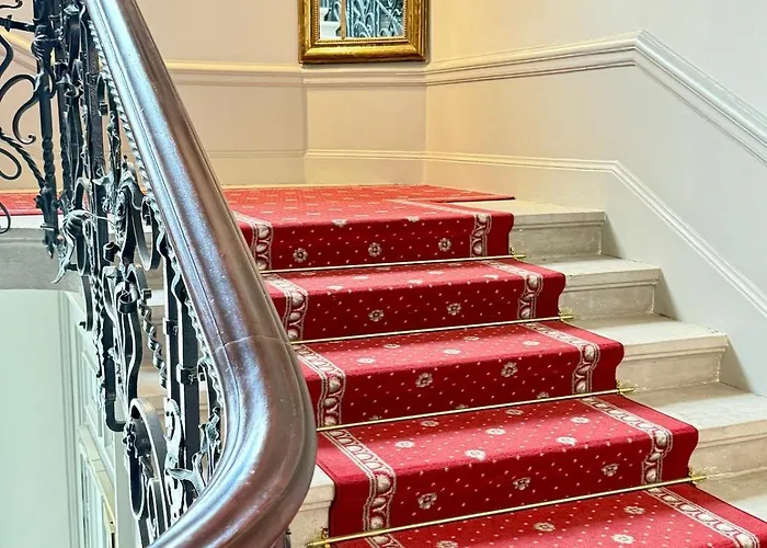 Palace Bernascon - Vue Montagne Lägenhet