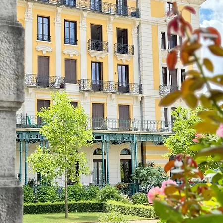 Palace Bernascon - Vue Montagne Экс-ле-Бен