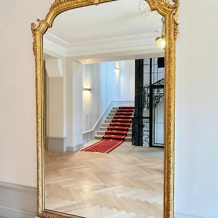 Palace Bernascon - Vue Montagne Апартаменты *