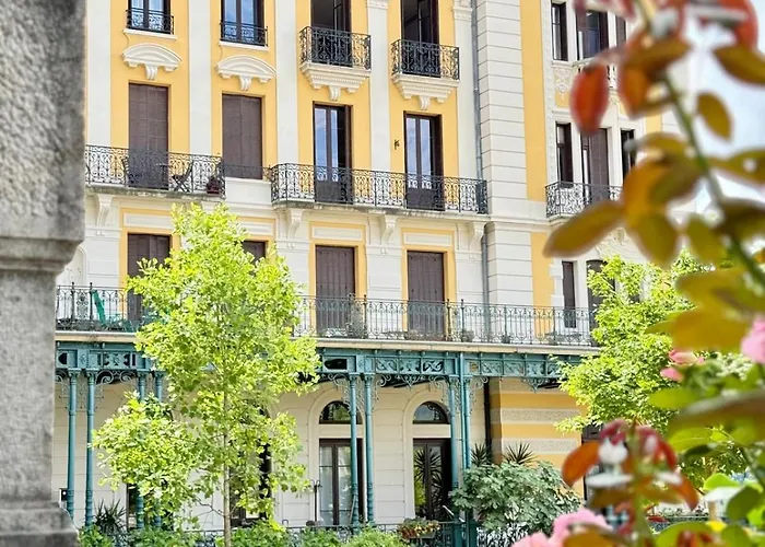 Palace Bernascon - Vue Montagne 엑스레뱅