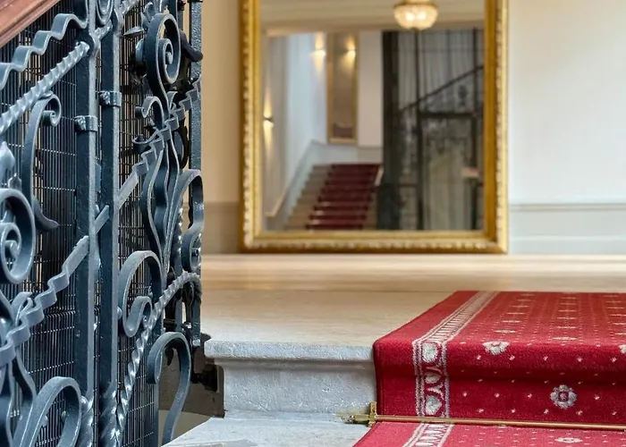 Palace Bernascon - Vue Montagne *